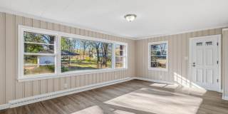 NW - Large Brick Ranch, Updated, Hardwoods, LR, DR, Den, Two Decorative Fire Places, Fenced, Storage Building, Desirable Neighborhood! Gallery 23