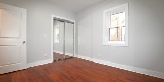 1630 W THORNDALE Avenue Gallery 21
