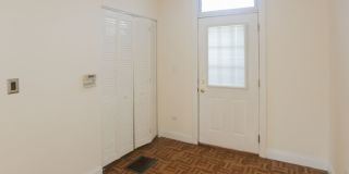 3846 N Southport Ave Gallery 15