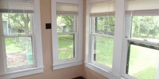 812 Burleson Street Gallery 22