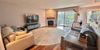 Rare Kirkland Condo on the Juanita Waterfront! Available August 1st, 2026! Gallery 20