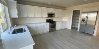Brand New Home with Fantastic Views in Belfair. Gallery 4