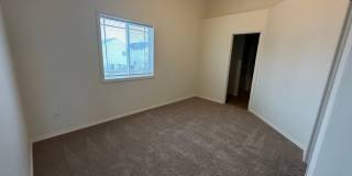 Spacious 2 bed/2.5 bath with bonus room townhome off Road 68 Gallery 26