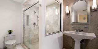 1737 CHESTNUT Street Gallery 23