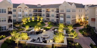 Avalon Rockville Centre Gallery 38