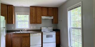 4 Greenbriar Rd #B Gallery 6