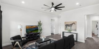 7627 Hudson Way - All Bills Paid & Fully Furnished Gallery 8