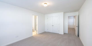 BEAUTIFUL Paired Home 3 br 2.5 ba with 2 car garage minutes from I-77 and I-40 - AUGUST MOVE IN Gallery 21