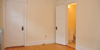 111 Sherman Street Gallery 10