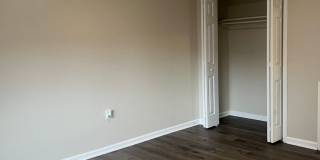2314 Glendale Terrace Gallery 25