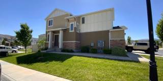 BEAUTIFUL!!! Herriman Townhome is a must see!!! Gallery 1