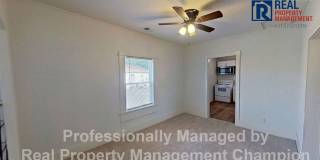Fully Updated 3 BD/1 BA Cottage w/Covered Porch, Off-Street Parking, W/D Included Gallery 5