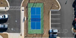 250 Grove Circle Gallery 18