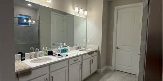 107 SW 34th Place Gallery 22