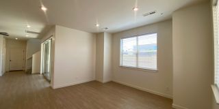 SPACIOUS HOME AVAILABLE IN DESERT COLOR! Gallery 4