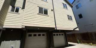 Lichton Springs Townhome Gallery 18