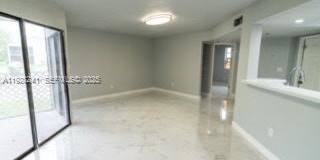 975 North Franklin Avenue Gallery 2