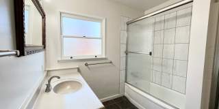 Epic Location by Cal Poly - 5 bedroom, 2 bathroom house Gallery 11