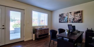 Parc East Gallery 28