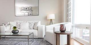 206 W WASHINGTON Square Gallery 17