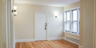 617-25 W Melrose Gallery 2