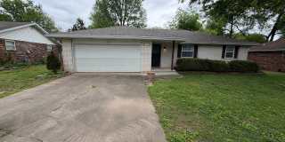3 Bedroom | 1 Bathroom | 2 Car Garage | Springfield MO! Gallery 1