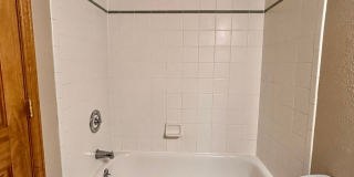Beautiful & Bright 2-Bedroom + Office Corner Condo in North Boulder Gallery 45