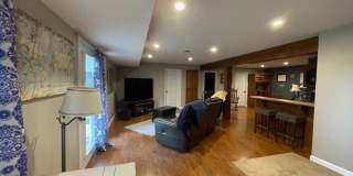 FULLY FURNISHED 4 BEDROOM, WALKOUT BASEMENT - SHORT TERM 6 MONTH RENTAL AVAILABLE IN OZARK! Gallery 39