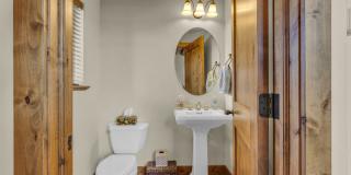 Cedar Ridge Townhome  **Mid-April thru November Rental** Gallery 11