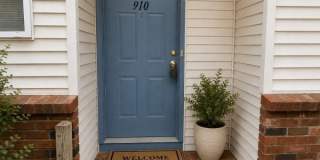 910 Reed Ct Gallery 1