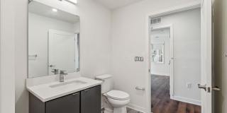 Graduate Pointe Gallery 132