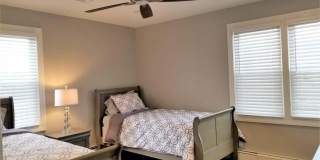 100 18th Avenue Gallery 16