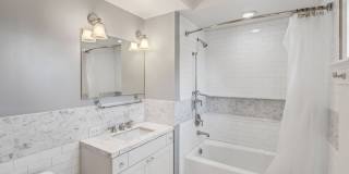 1749 Hill St Gallery 39