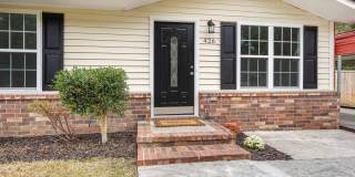Beautiful Summerville Rent Ready, Fully Renovated Home Gallery 1