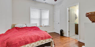 1829 W Leland Gallery 5