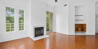 Highland Park 2 Bed / 2 Bath Condo with Resort-Style Amenities Gallery 4
