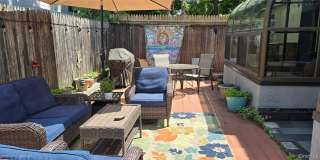 24 Anderson Avenue Gallery 15