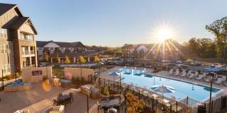 Aura Creekside Gallery 17