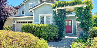 Large 5bd/3ba 3500sqft Home in Hamilton, Novato Gallery 1