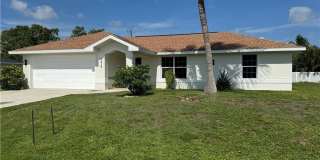 4426 SW Santa Barbara Place Gallery 2