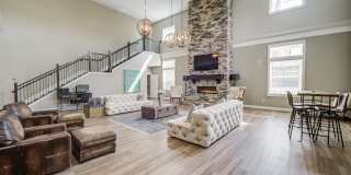 District at Linworth Gallery 26