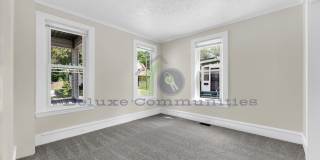 3 Bedroom Eastown Home! AVAILABLE NOW! Gallery 13