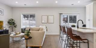 Model 3 Bedroom Town Home Gallery 15