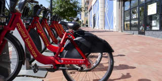 Broad & Washington Gallery 60