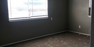 Available November - Cute 3 bed/1 bath! Gallery 11