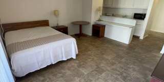 Studio Apartment on Las Vegas Strip - Close to all of the Excitement & More!! Gallery 1
