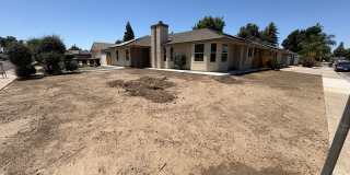 Updated SE Visalia Corner Lot Home Rent Ready! Gallery 5
