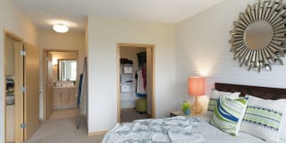 The Ellipse on Excelsior Gallery 8