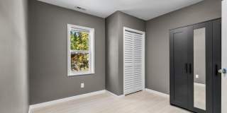 8281 Meadow Avenue Gallery 13