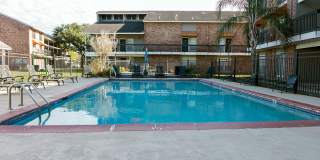 Willow Gardens Apartments Gallery 6
